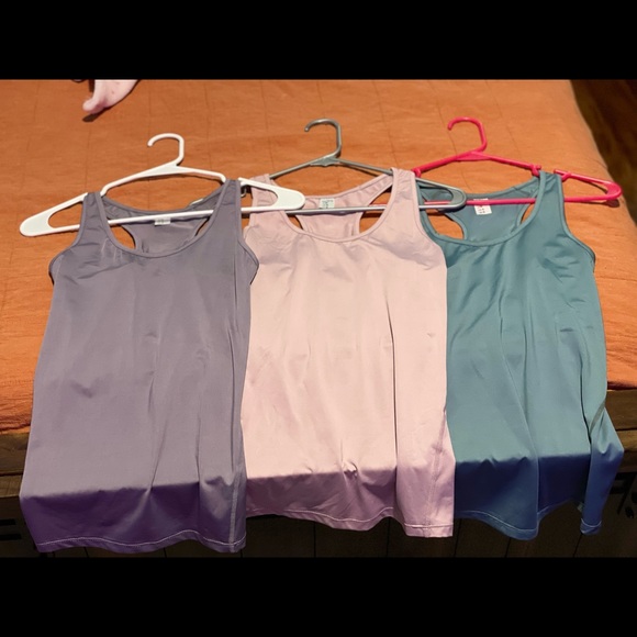 3 Pair of Compression Tank Tops NWOT - Picture 3 of 7